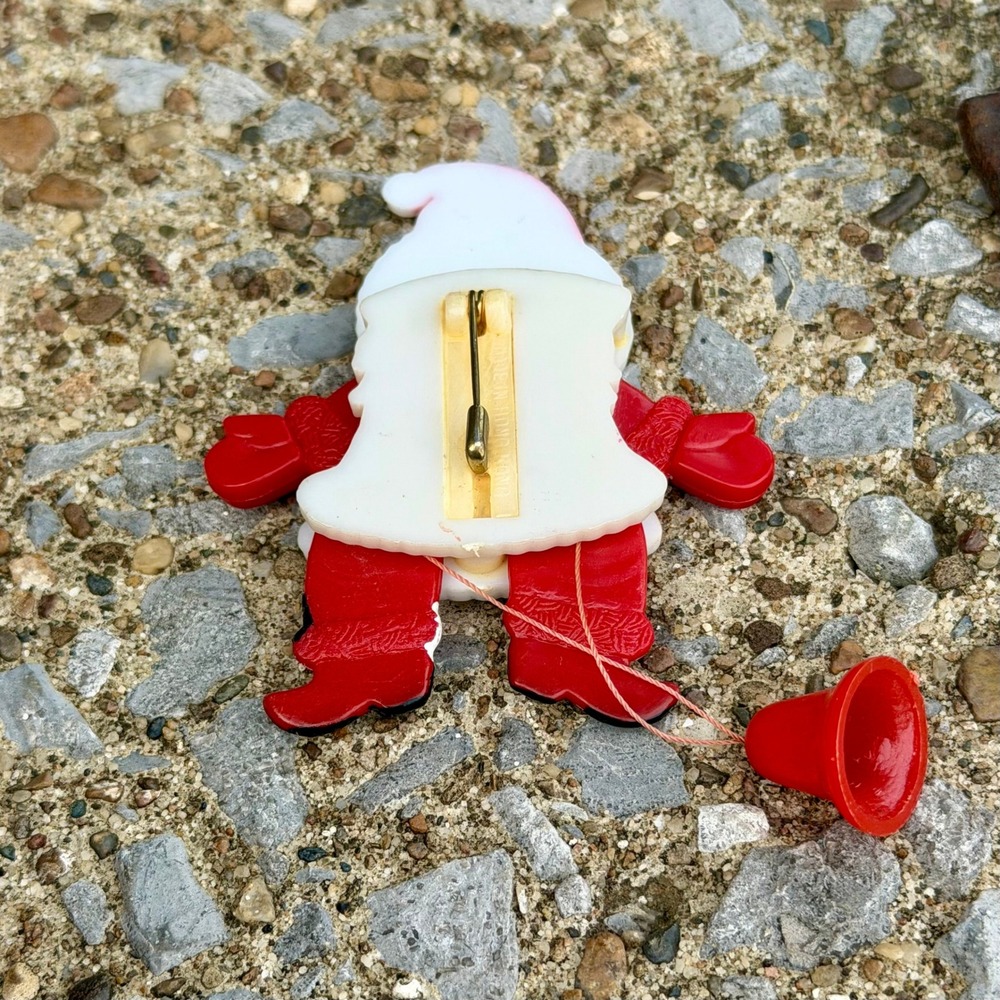 Vintage Santa Claus Pull String Jumping Jack Brooch Pin Red Plastic Christmas - Picture 5 of 5